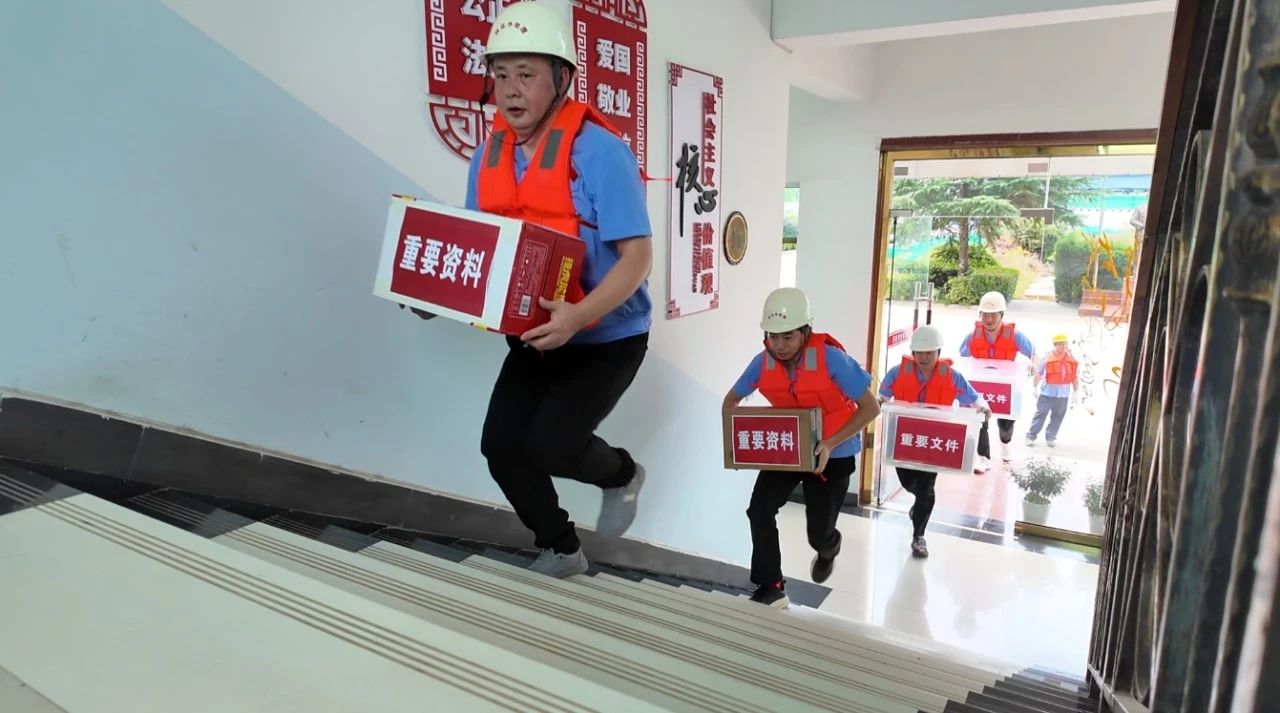 1751446175198319.jpg 1751446175198319.jpg